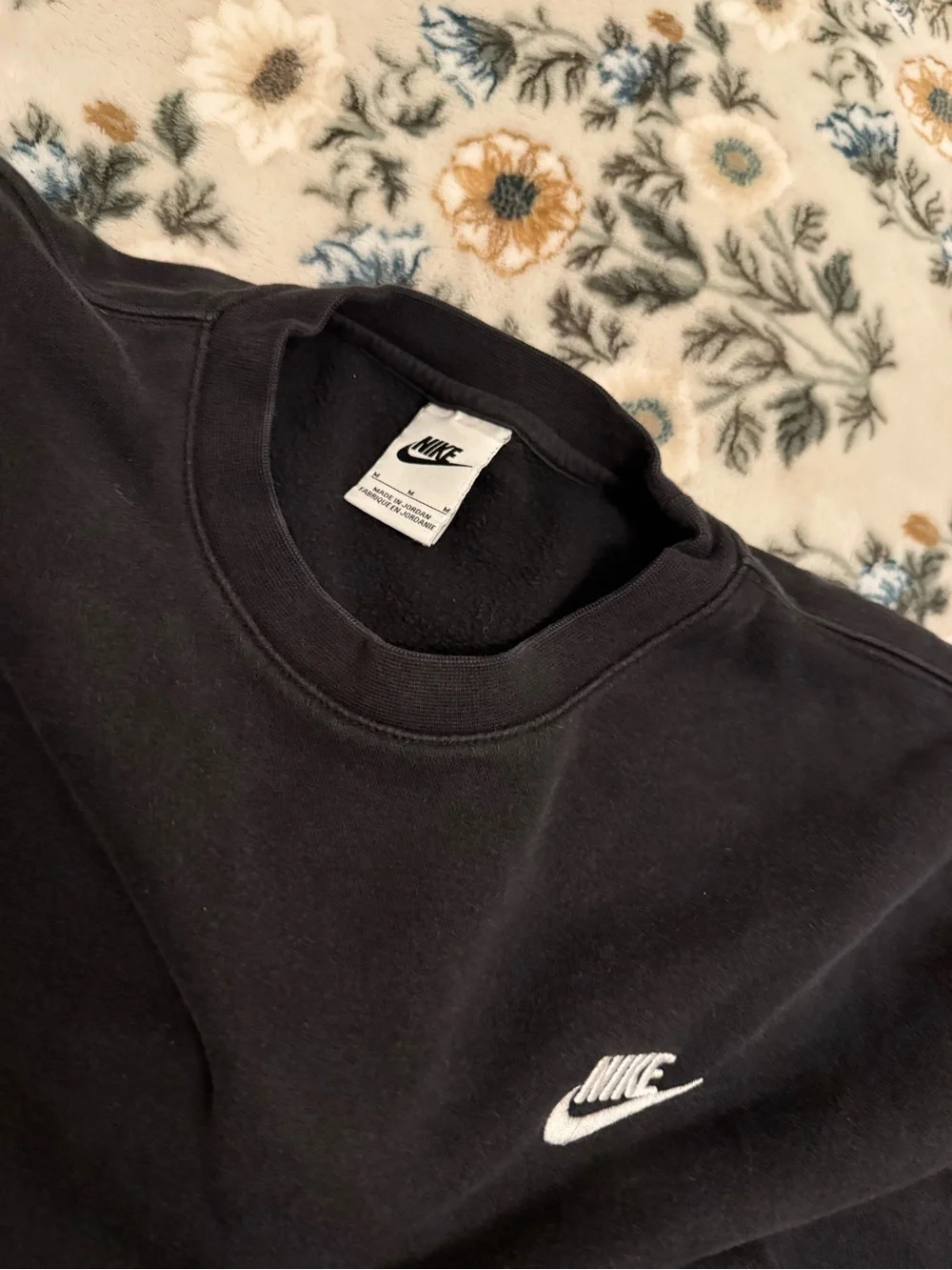 black nike crewneck